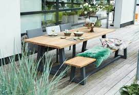 tuinset met bank en stoelen